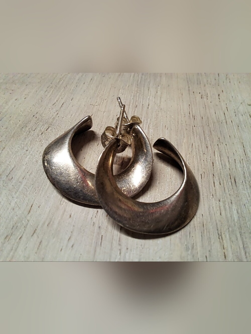 Vintage Sterling Silver Crescent Hoop Earrings - Picture 5 of 7